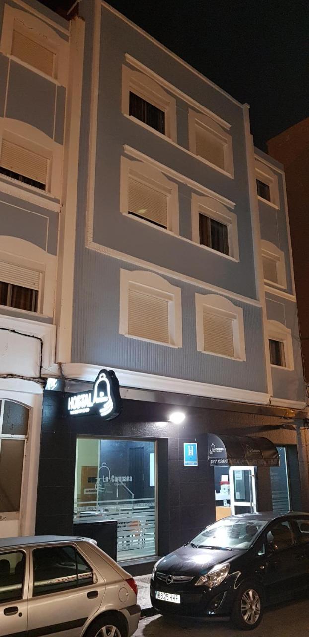 Hostal La Campana La Línea de la Concepción Exterior foto